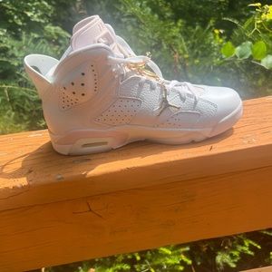 Jordan 6 Gold Hoops Women